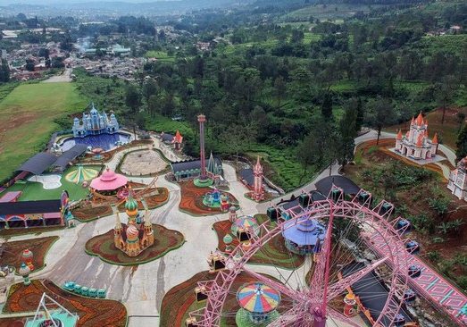 jelang-pembongkaran-hibisc-fantasy-puncak-bogor-1741336179883_169