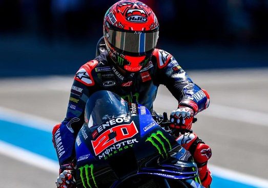 Pembalap Yamaha Fabio Quartararo berhasil merebut pole position MotoGP Spanyol. (REUTERS/Athit Perawongmetha)